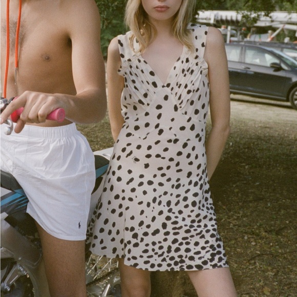 Elton John edition - the little Jeanie in snow leopard dress - Picture 2 of 7